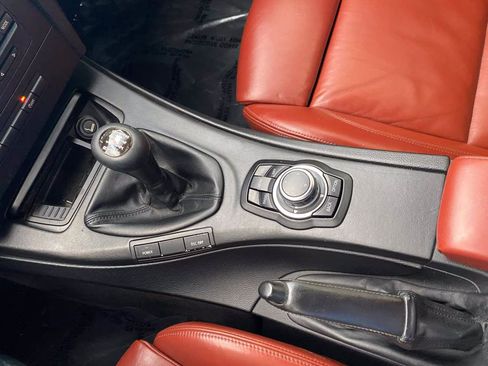 Used 2011 BMW M3 Coupe RWD image 18