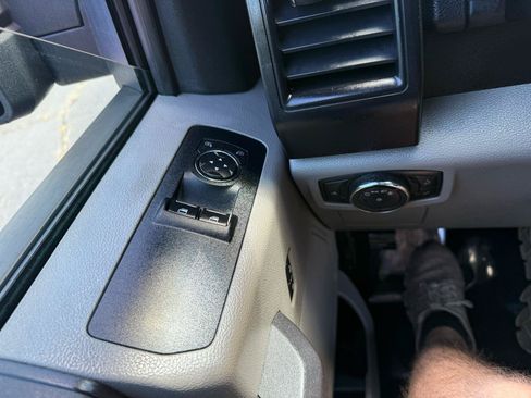 Used 2016 Ford F150 XL w/ Equipment Group 101A Mid AWD/4WD image 27