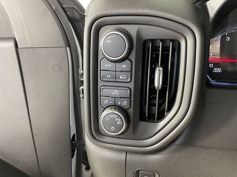 Used 2020 Chevrolet Silverado 1500 Custom w/ Custom Value Package AWD/4WD image 10