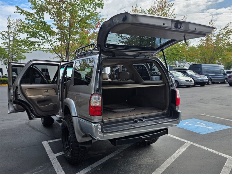Used 2002 Toyota 4Runner SR5 AWD/4WD image 27