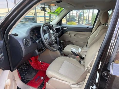 Used 2014 Jeep Patriot Sport FWD image 8