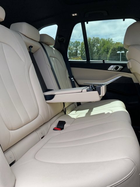 Used 2022 BMW X5 sDrive40i w/ Premium Package RWD image 24