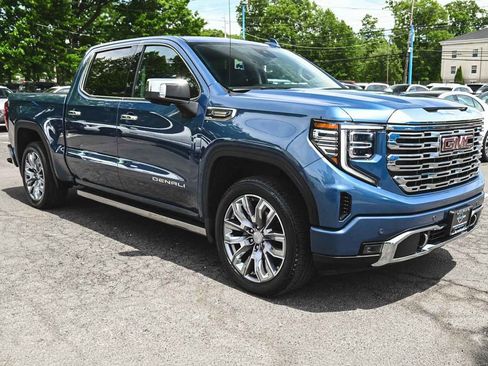 Used 2024 GMC Sierra 1500 Denali AWD/4WD image 3
