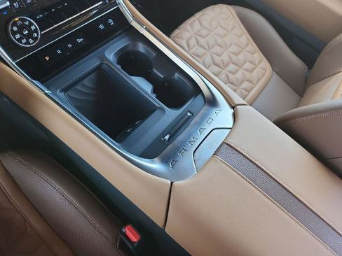 Certified 2025 Nissan Armada Platinum Reserve image 25