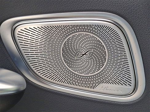 Used 2023 Mercedes-Benz GLC 300 4MATIC image 24