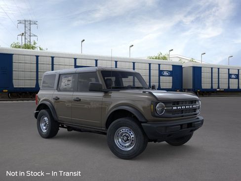 New 2026 Ford Bronco 4-Door AWD/4WD image 8