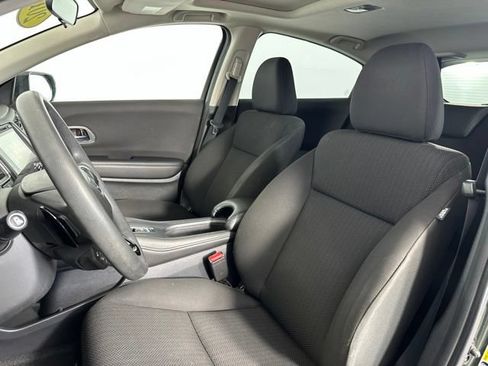 Used 2018 Honda HR-V EX image 13