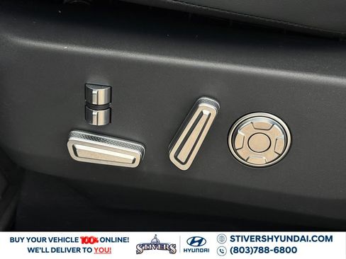 Used 2025 Lincoln Nautilus Reserve AWD/4WD image 33