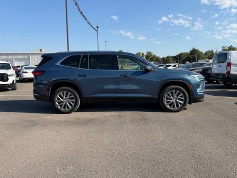 Used 2026 Buick Enclave Preferred w/ Power Package AWD/4WD image 3