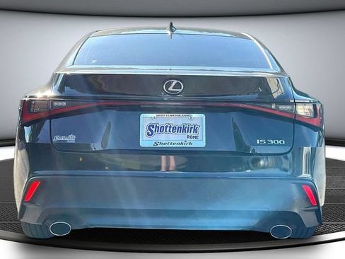 Used 2022 Lexus IS 300 w/ Accessory Package RWD image 6