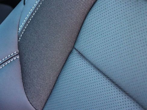 New 2026 Chevrolet Equinox EV LT image 23