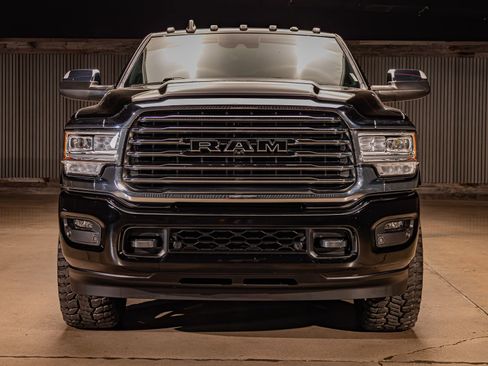 Used 2022 RAM 3500 Limited image 2