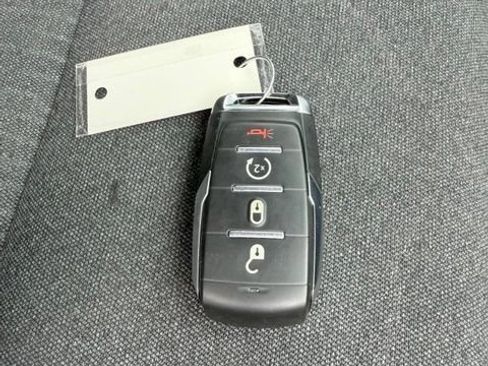 Used 2019 RAM 1500 Big Horn AWD/4WD image 23