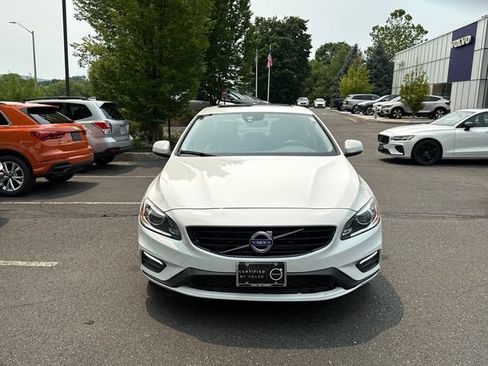 Used 2017 Volvo S60 T5 Dynamic w/ Vision Package AWD/4WD image 9