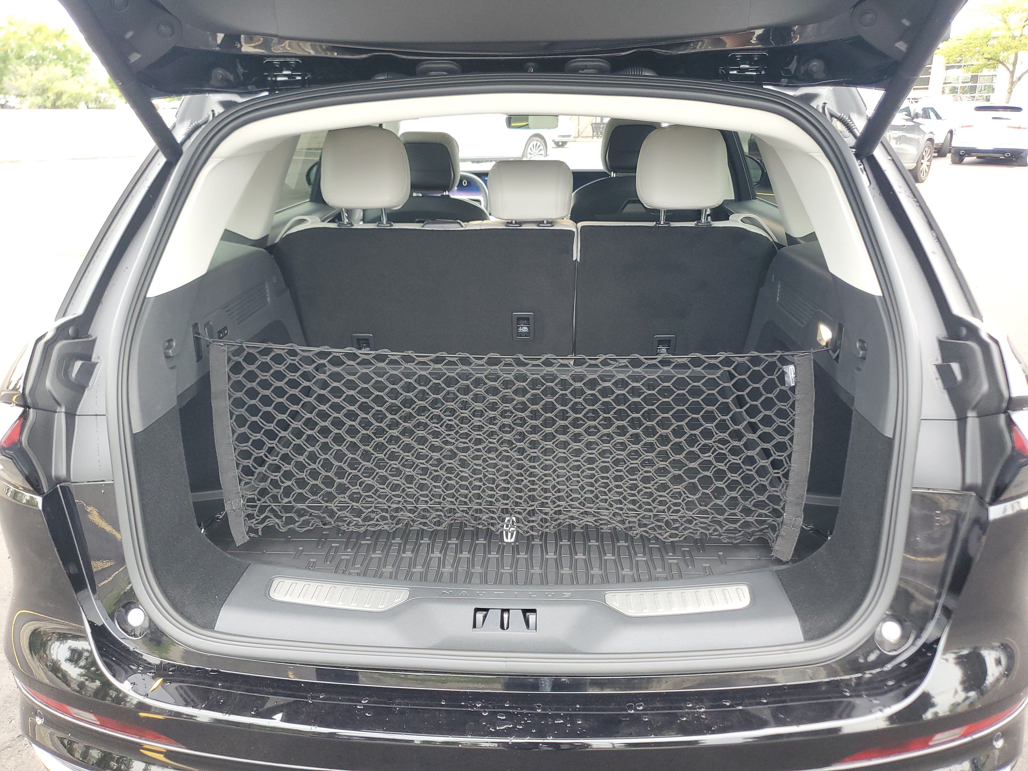 New 2026 Lincoln Nautilus Premier w/ Equipment Group 102A AWD/4WD image 33