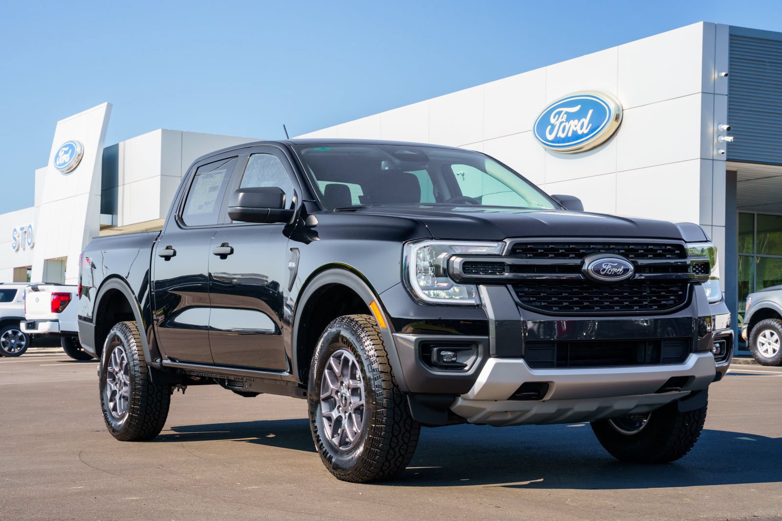 New 2026 Ford Ranger XLT w/ Equipment Group 301A High AWD/4WD image 1