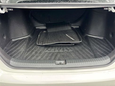 Used 2025 Honda Accord SE image 15