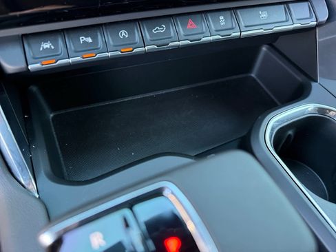 Used 2023 GMC Sierra 1500 Denali w/ Denali Reserve Package image 22