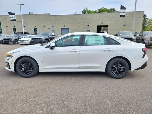 New 2026 Kia K5 LXS image 20
