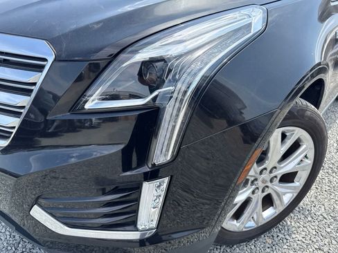 Used 2019 Cadillac XT5 Luxury w/ LPO, Radiant Package FWD image 9
