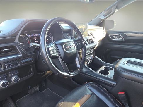 Used 2021 GMC Yukon XL AT4 w/ AT4 Premium Package image 30