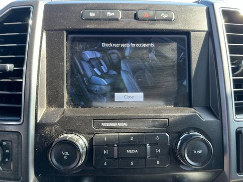 Used 2022 Ford F250 XLT w/ FX4 Off-Road Package image 36