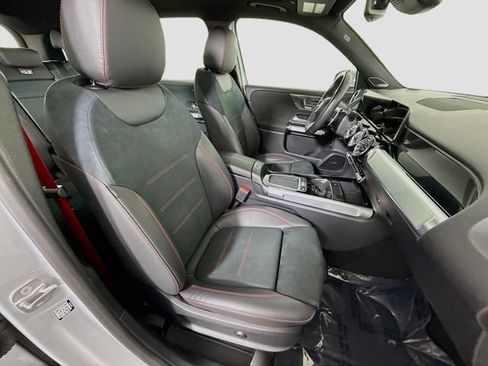 Used 2024 Mercedes-Benz GLB 35 AMG 4MATIC image 28