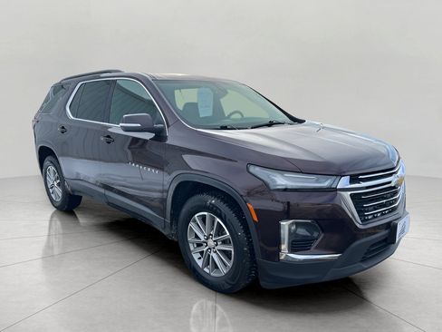 Used 2023 Chevrolet Traverse LT image 1