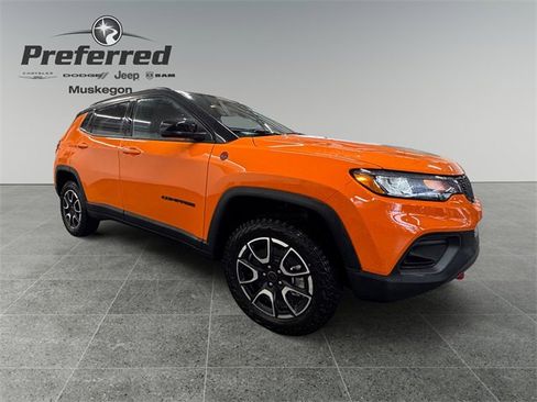 New 2026 Jeep Compass Trailhawk image 8