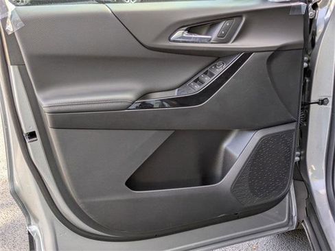 New 2026 Chevrolet Equinox LT w/ LPO, Floor Liner Package image 12