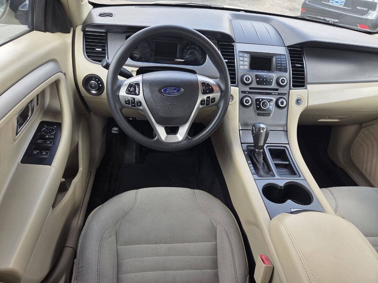 Used 2013 Ford Taurus SE FWD image 12