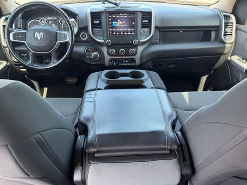 Used 2019 RAM 1500 Big Horn AWD/4WD image 17