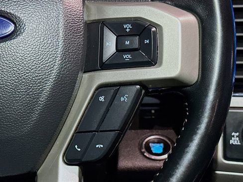 Certified 2022 Ford F250 Lariat w/ Lariat Ultimate Package AWD/4WD image 37
