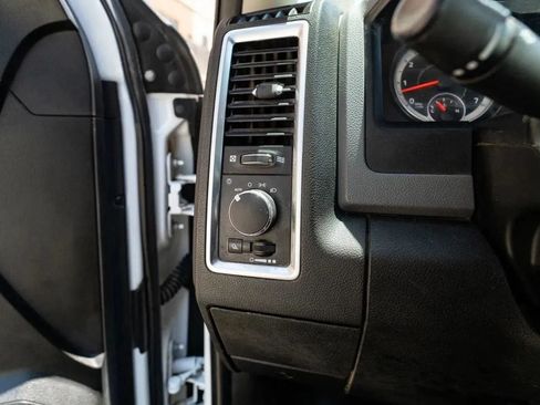 Used 2019 RAM 1500 Classic SLT w/ Protection Group AWD/4WD image 47