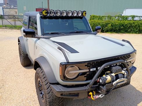 Used 2021 Ford Bronco First Edition AWD/4WD image 26