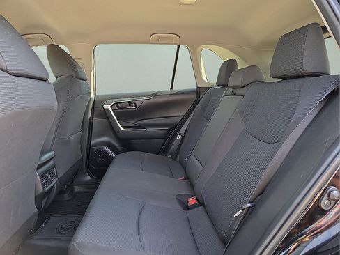 Used 2024 Toyota RAV4 LE AWD/4WD image 10