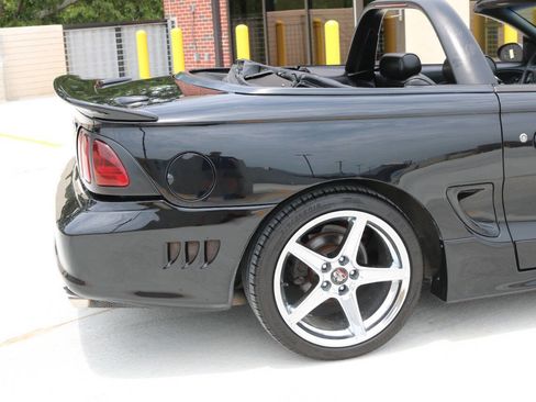 Used 1997 Ford Mustang GT RWD image 37