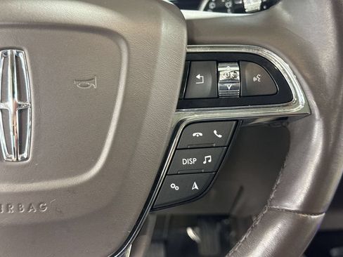 Certified 2023 Lincoln Nautilus Reserve AWD/4WD image 21