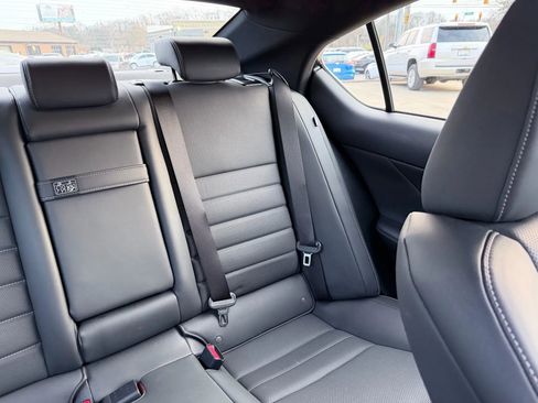Used 2023 Lexus IS 350 F Sport image 35
