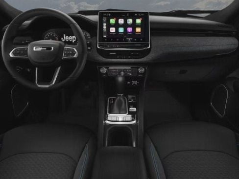 New 2026 Jeep Compass Latitude image 15