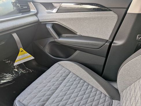 New 2026 Volkswagen Tiguan S FWD image 15
