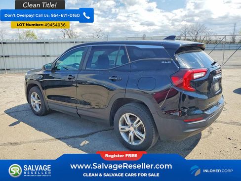 Used 2022 GMC Terrain SLE image 3