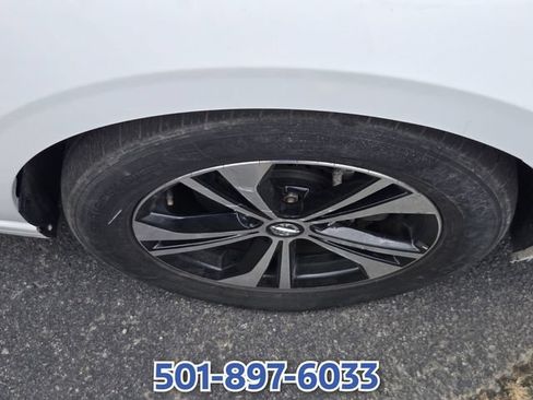 Used 2023 Nissan Sentra SV FWD image 5