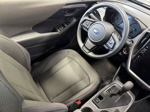 Used 2024 Subaru Crosstrek 2.0i Premium AWD/4WD image 9