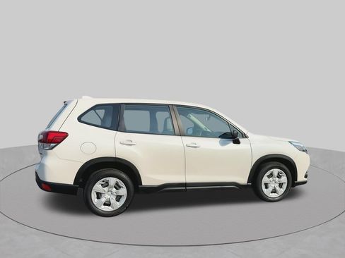 Used 2022 Subaru Forester AWD/4WD image 12
