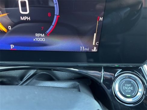 New 2026 Chevrolet Trax RS w/ Sunroof Package image 18