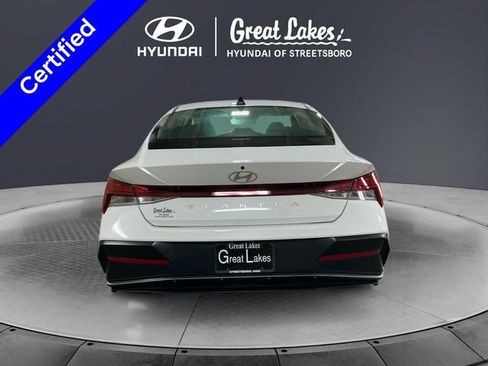Certified 2024 Hyundai Elantra SEL w/ Convenience Package FWD image 5