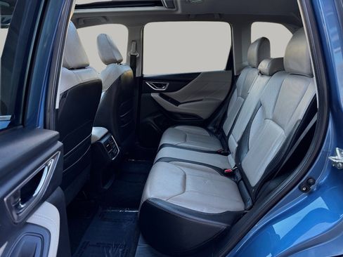 Used 2021 Subaru Forester Limited image 17
