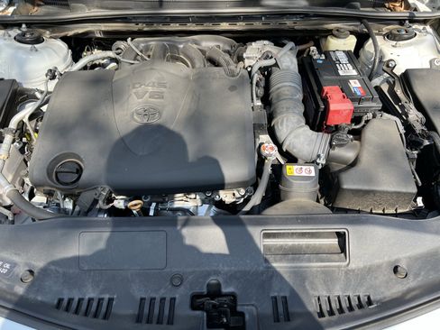 Used 2018 Toyota Camry XSE w/ Driver Assist Package image 36