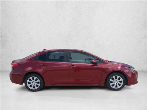 Used 2023 Toyota Corolla LE FWD image 4